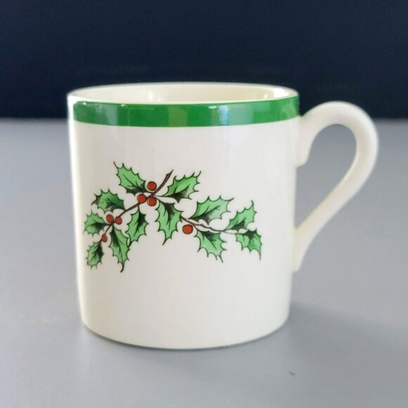 Vintage Spode England Christmas Tree Holly Berry Demitasse Cup & Saucer Set - Picture 4 of 10
